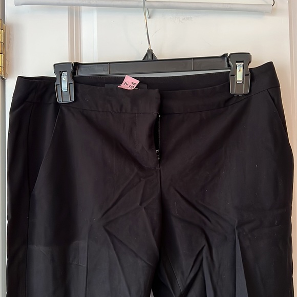 Like new! Gorgeous work pants. So comfy! - Picture 3 of 4